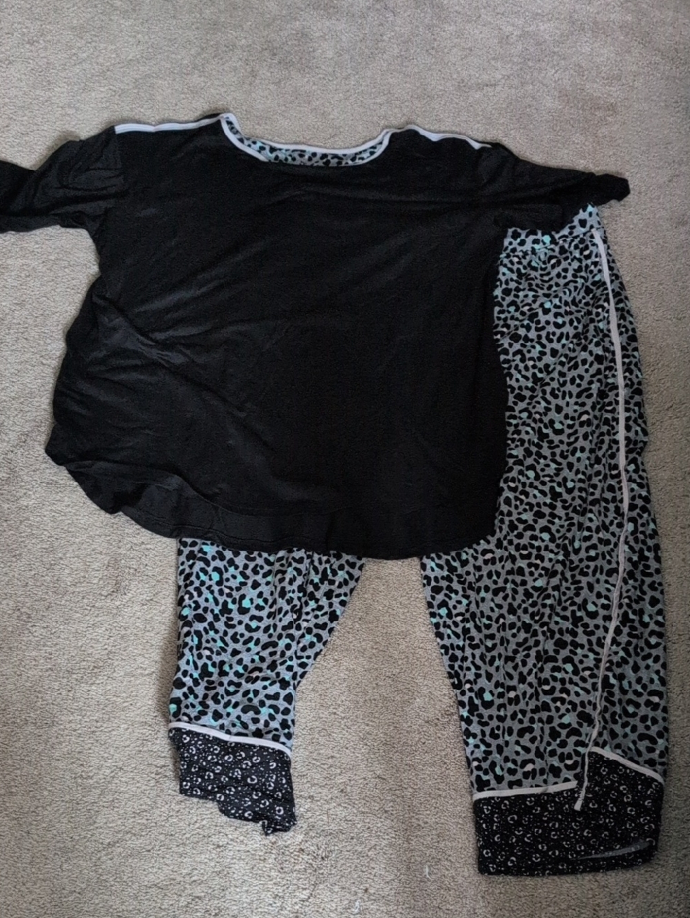 Cuddl Duds Capri Loung Pajama Set Large